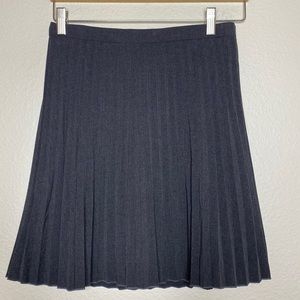 J.Crew Grey Pleated Mini Skirt Size 0 Excellent Condition